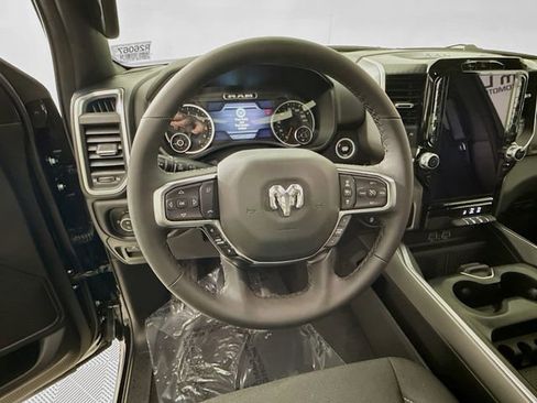 New 2026 RAM 1500 4x4 Crew Cab image 11