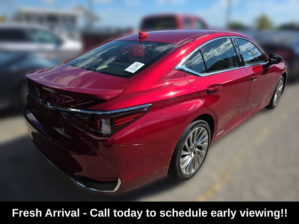 Used 2019 Lexus ES 300h FWD image 5