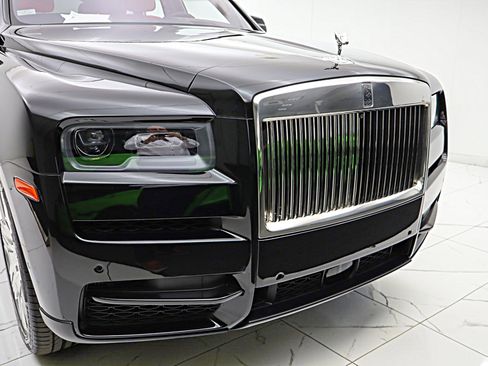 Used 2022 Rolls-Royce Cullinan AWD/4WD image 20