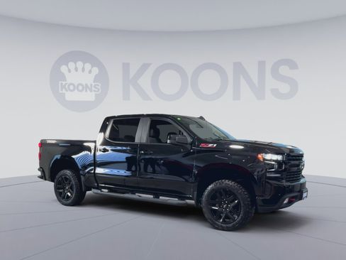 Used 2021 Chevrolet Silverado 1500 LT Trail Boss w/ Bed Protection Package image 2