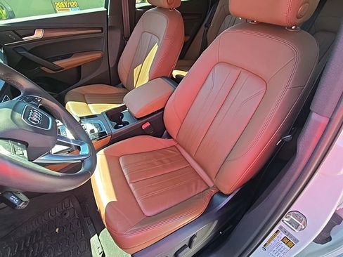 Used 2023 Audi Q5 2.0T Premium Plus w/ Premium Plus Package AWD/4WD image 15