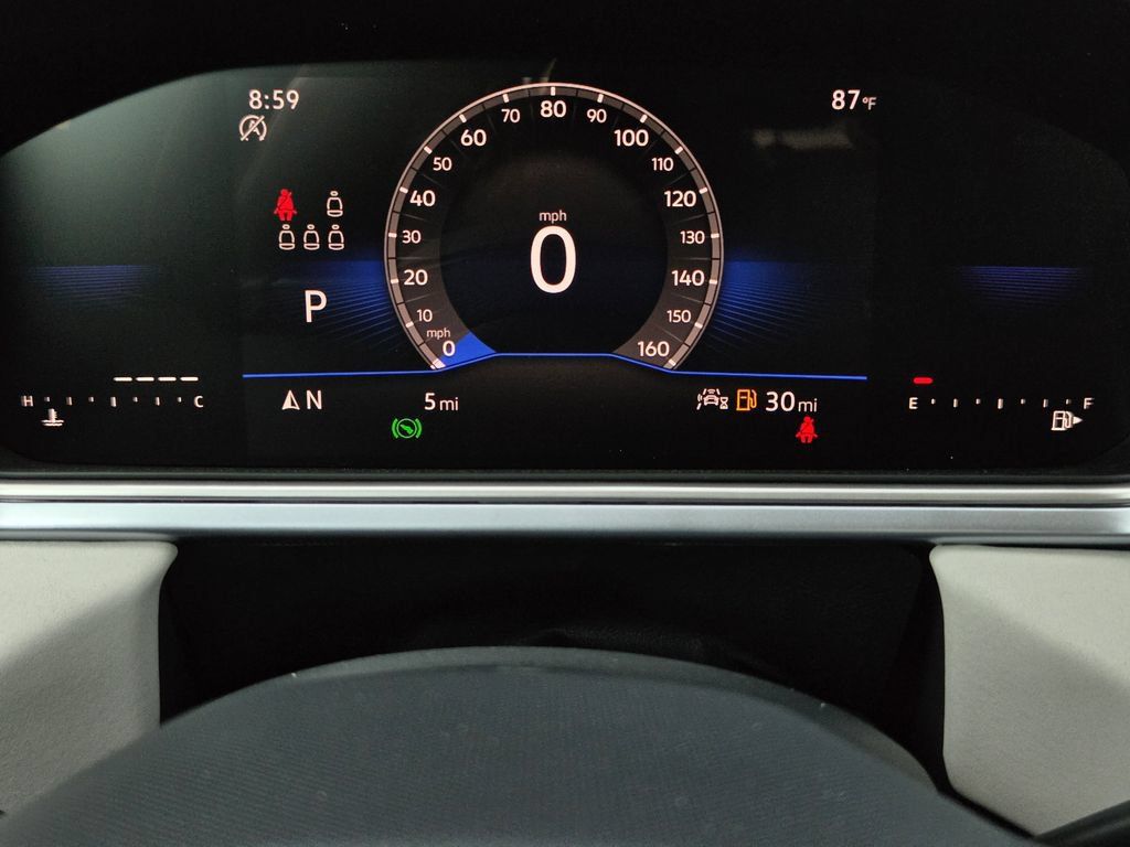 New 2027 Volkswagen Taos SE FWD image 13