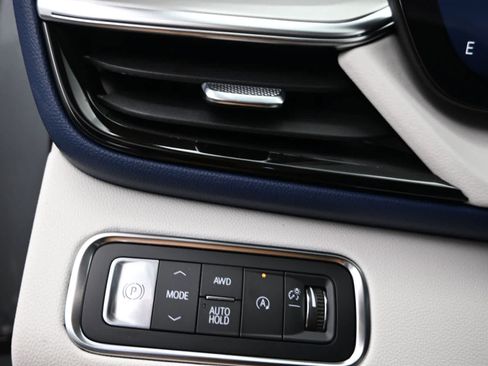 New 2026 Buick Enclave Avenir w/ Super Cruise Package AWD/4WD image 21