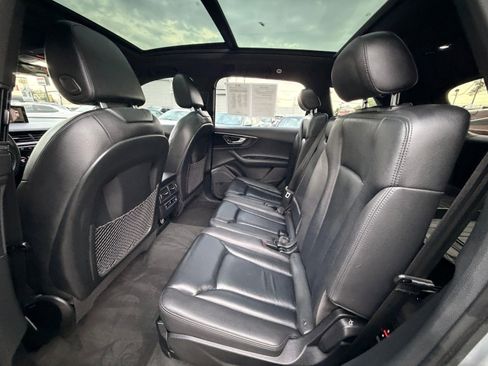 Used 2019 Audi Q7 3.0T Premium Plus w/ Premium Plus Package AWD/4WD image 25