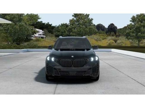 New 2026 BMW X5 xDrive40i w/ M Sport Package AWD/4WD image 3