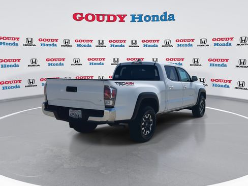 Used 2023 Toyota Tacoma TRD Off-Road AWD/4WD image 8