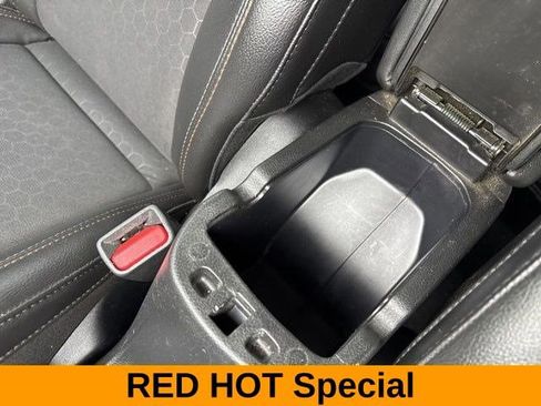 Used 2018 Jeep Compass Latitude FWD image 25