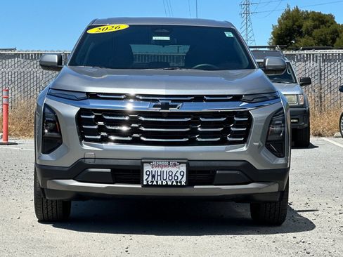 Used 2026 Chevrolet Equinox LT FWD image 9