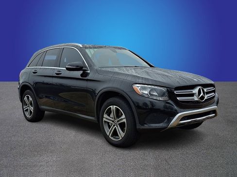 Used 2018 Mercedes-Benz GLC 300 GLC 300 image 3