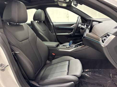 Used 2023 BMW i4 eDrive40 w/ Premium Package image 43