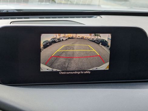 Used 2021 MAZDA MAZDA3 s image 19