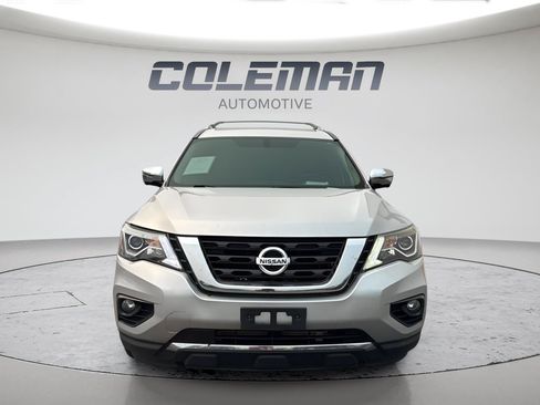 Used 2017 Nissan Pathfinder Platinum w/ Cargo Package AWD/4WD image 8