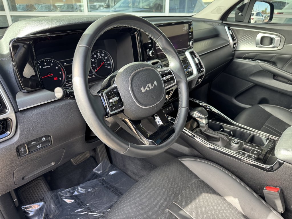 Used 2022 Kia Sorento SX FWD image 35