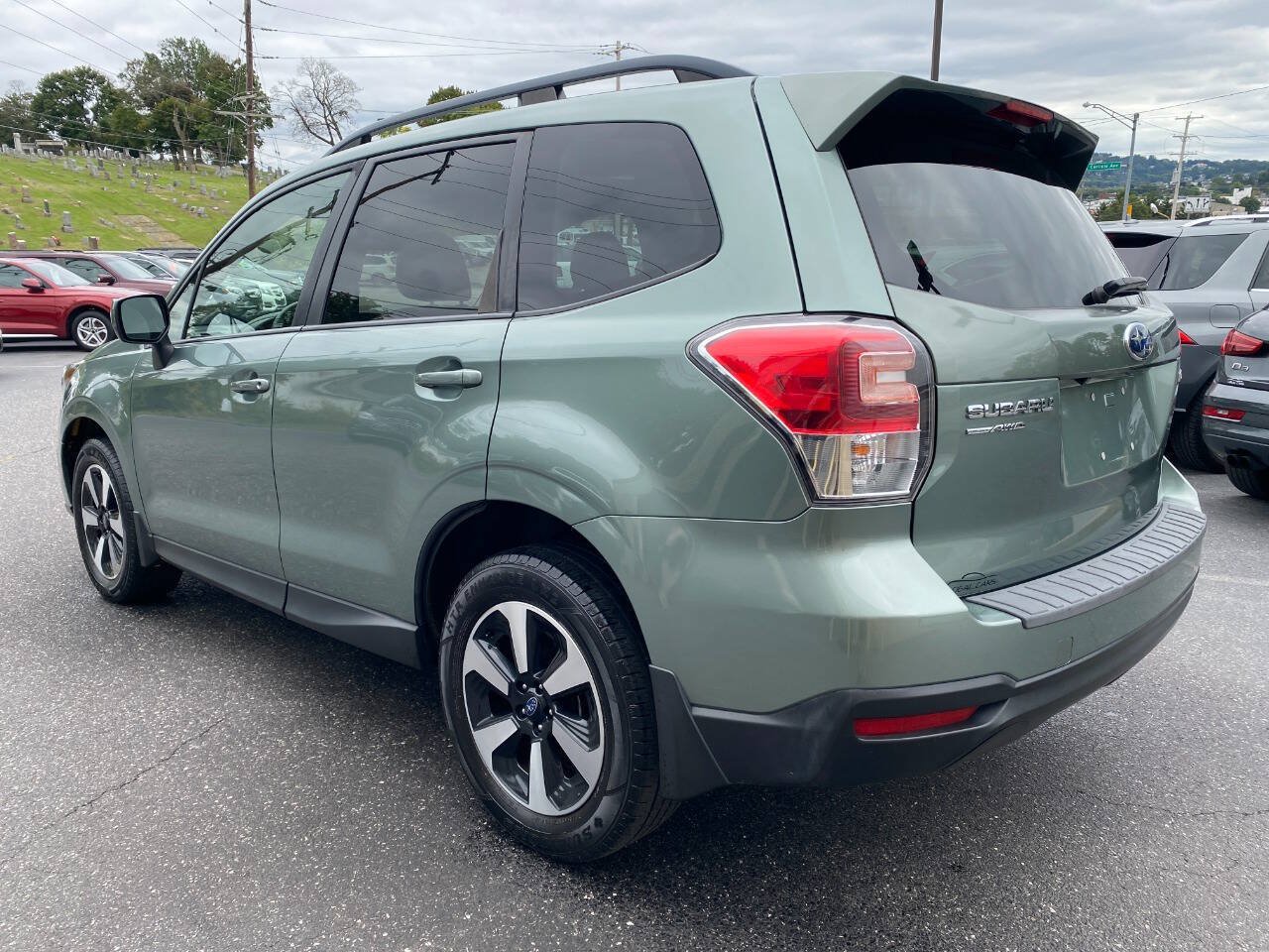 Used 2018 Subaru Forester 2.5i Premium w/ Protection Package #1 AWD/4WD image 5