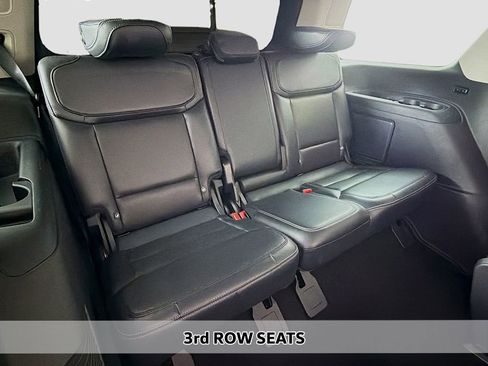 Used 2025 Ford Expedition Platinum AWD/4WD image 11