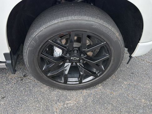 Used 2024 Chevrolet Silverado 1500 High Country AWD/4WD image 43