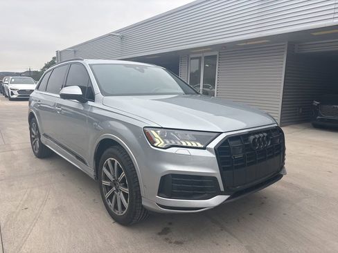 Used 2023 Audi Q7 2.0T Premium Plus w/ Premium Plus Package image 3