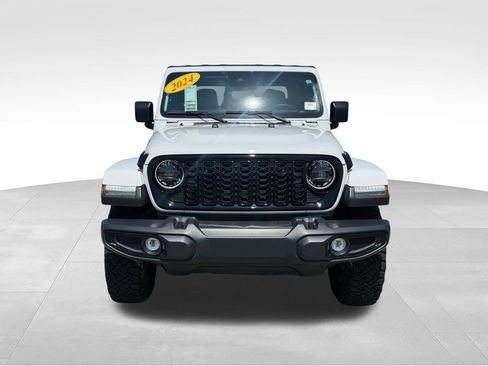 Used 2024 Jeep Gladiator Sport AWD/4WD image 26