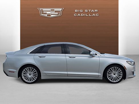 Used 2017 Lincoln MKZ Reserve w/ Climate Package FWD image 6