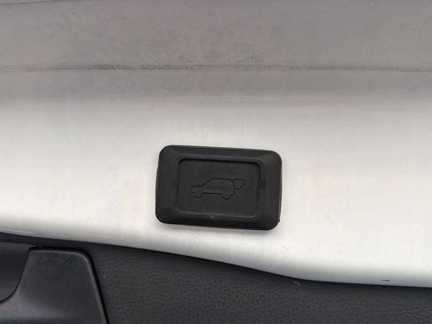 Certified 2024 Toyota RAV4 XSE AWD/4WD image 35