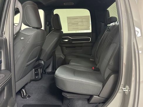 New 2026 RAM 2500 Big Horn AWD/4WD image 19