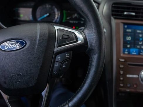 Used 2020 Ford Fusion Titanium FWD image 18