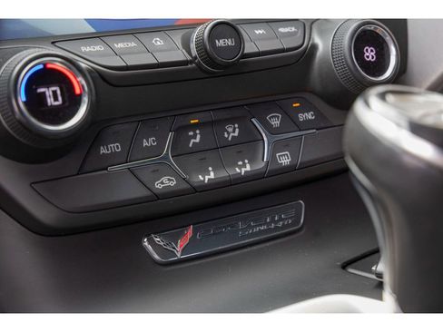 Used 2019 Chevrolet Corvette Stingray 1LT image 27