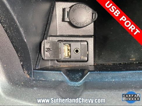 Used 2016 Toyota Camry LE image 28