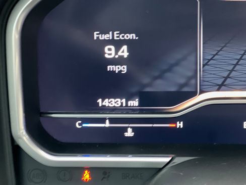 Used 2024 GMC Sierra 2500 AT4X image 22