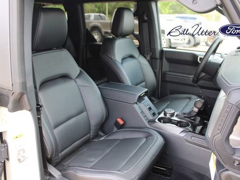 New 2026 Ford Bronco Outer Banks AWD/4WD image 7