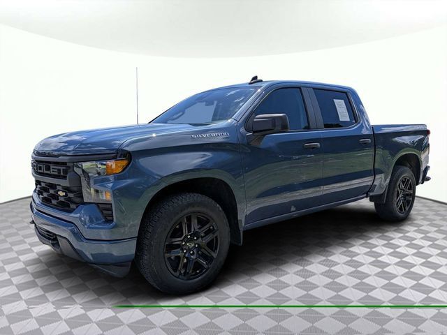 Used 2024 Chevrolet Silverado 1500 Custom w/ Turbomax Blackout Package AWD/4WD image 8
