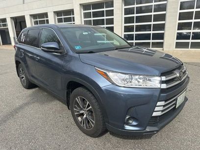 Used 2019 Toyota Highlander LE