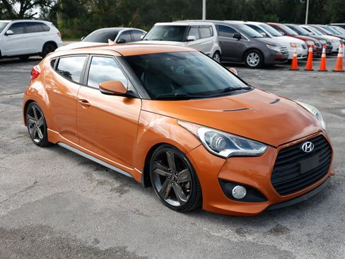 Used 2015 Hyundai Veloster Turbo image 15