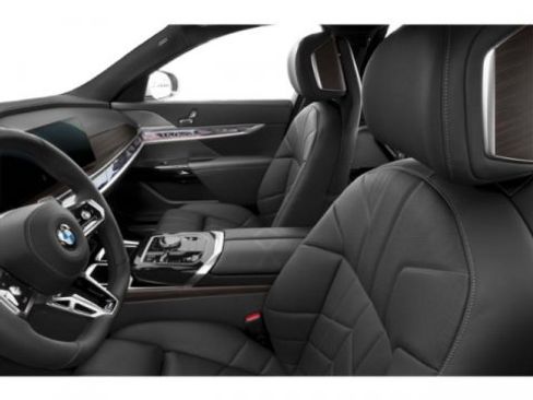 New 2026 BMW 760i xDrive image 12