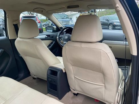 Used 2012 Volkswagen Jetta TDI image 26