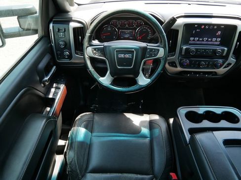 Used 2016 GMC Sierra 3500 SLE w/ SLE Preferred Package AWD/4WD image 12