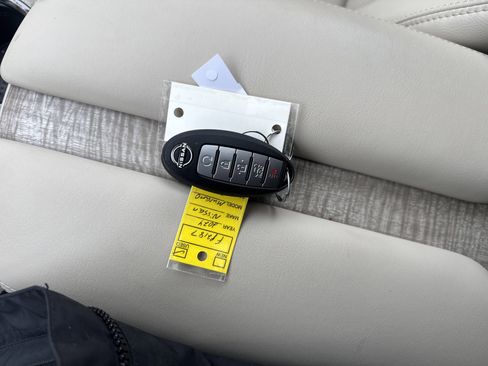 Used 2024 Nissan Murano SL image 30