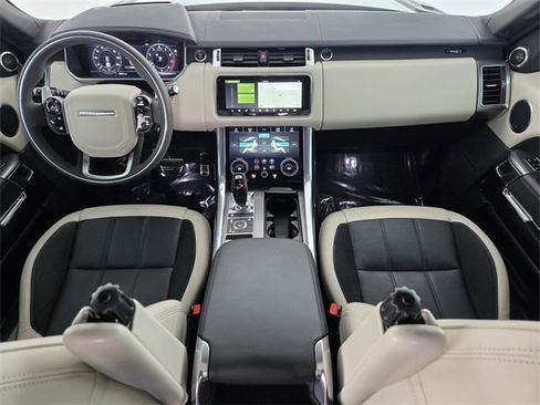Used 2022 Land Rover Range Rover Sport HST image 4