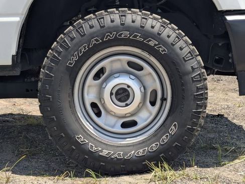 Used 2024 Ford F250 XL w/ XL Off-Road Package AWD/4WD image 12