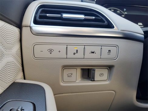 Used 2021 Hyundai Palisade Calligraphy image 26