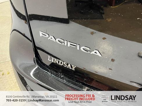 New 2026 Chrysler Pacifica Select image 7