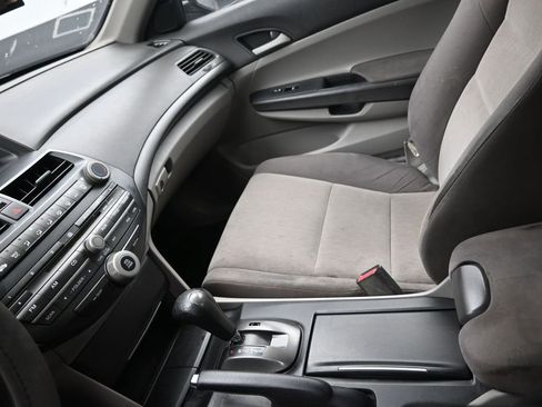 Used 2008 Honda Accord LX-P image 17