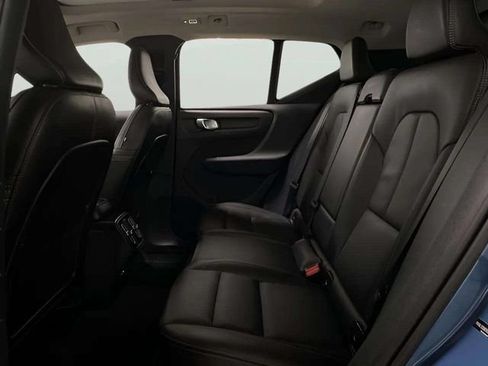 Used 2025 Volvo XC40 B5 Plus AWD/4WD image 69