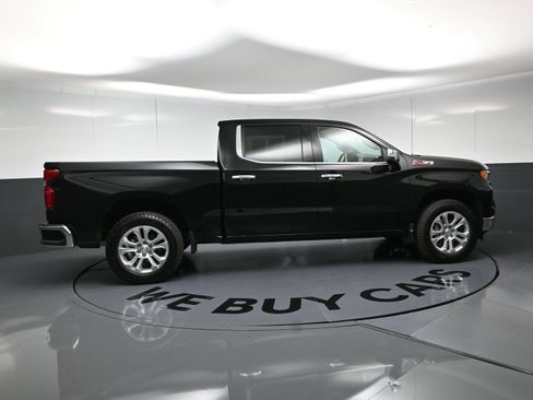 Used 2024 Chevrolet Silverado 1500 LTZ w/ Z71 Off-Road Package AWD/4WD image 10