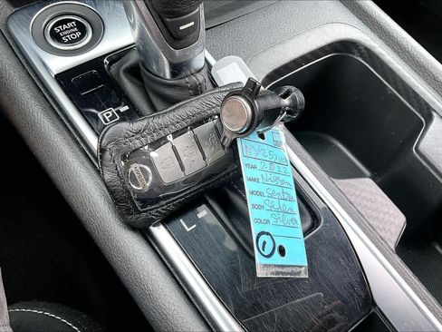 Used 2022 Nissan Sentra SV FWD image 14