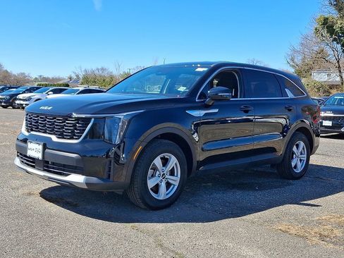 Certified 2026 Kia Sorento LX FWD image 3