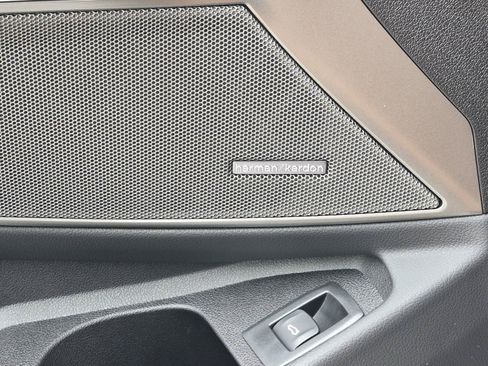 New 2026 BMW 330i Sedan w/ M Sport Package RWD image 35