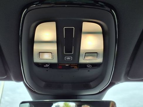 New 2026 Volvo XC60 B5 Core AWD/4WD image 18