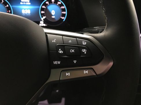 Used 2024 Volkswagen Atlas Cross Sport SE w/ Panoramic Sunroof Package AWD/4WD image 21
