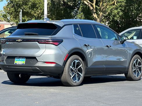 New 2026 Chevrolet Equinox EV LT image 3